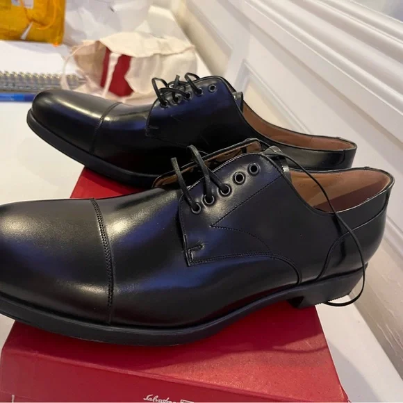 Ferragamo lace up derby size 12d new Oxfords & Derbys